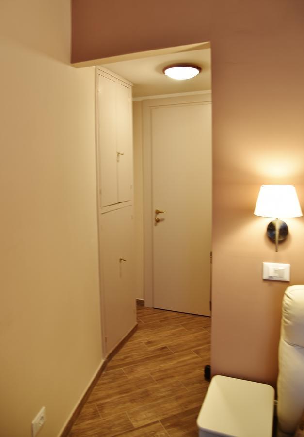 Fabio Guest House Deluxe Рим Екстер'єр фото