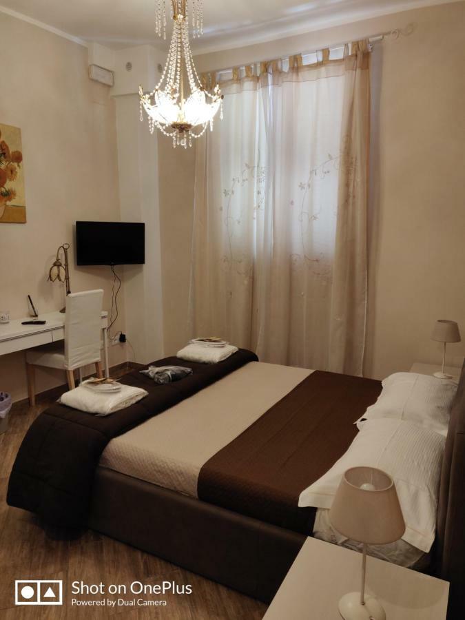 Fabio Guest House Deluxe Рим Екстер'єр фото